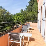Au Château Maravenne * La Londe-les-Maures