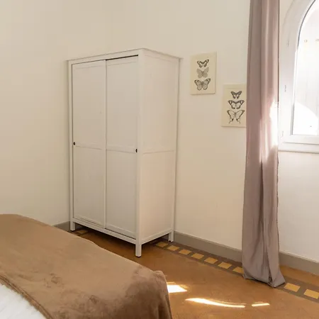 Au Chateau Maravenne * Ла-Лонд-ле-Мор